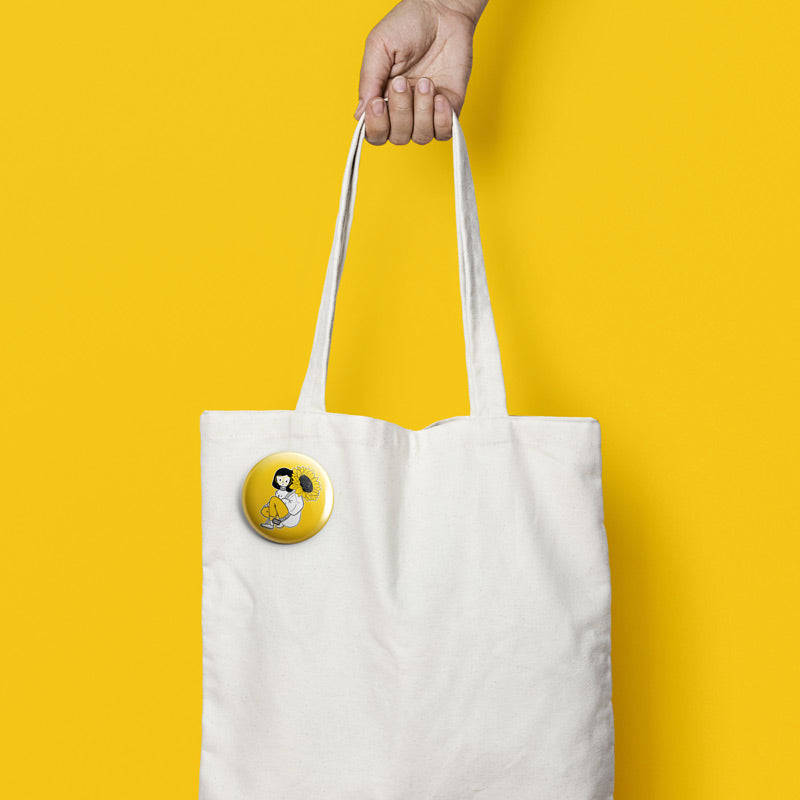 Classic Sunflower | Badge + Magnet